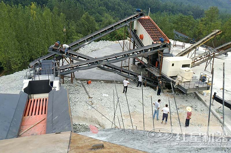 河南焦作小型花崗巖移動生產線 河南焦作小型花崗巖移動生產線